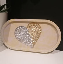 Load image into Gallery viewer, Heart Druzy Lemon Oval Tray