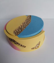 Load image into Gallery viewer, Candy coaster set with holder