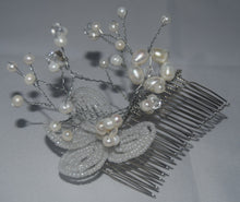 Load image into Gallery viewer, Silver Beaded Haircomb