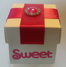 Load image into Gallery viewer, Wedding Favour Box