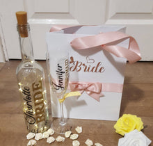Load image into Gallery viewer, Bridesmaid Gift Set
