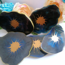 Load image into Gallery viewer, Artist mixing palette