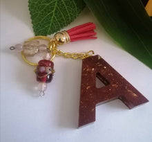 Load image into Gallery viewer, Personalised Letter A gold flake keyring