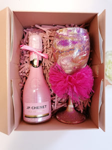 Will you be my Bridesmaid Giftbox Set (Over 18s)
