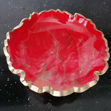Load image into Gallery viewer, Elegant Resin Bowl
