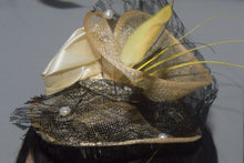 Load image into Gallery viewer, Ivory Fascinator
