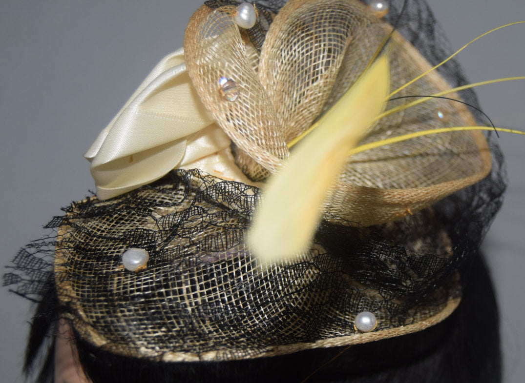 Ivory Fascinator