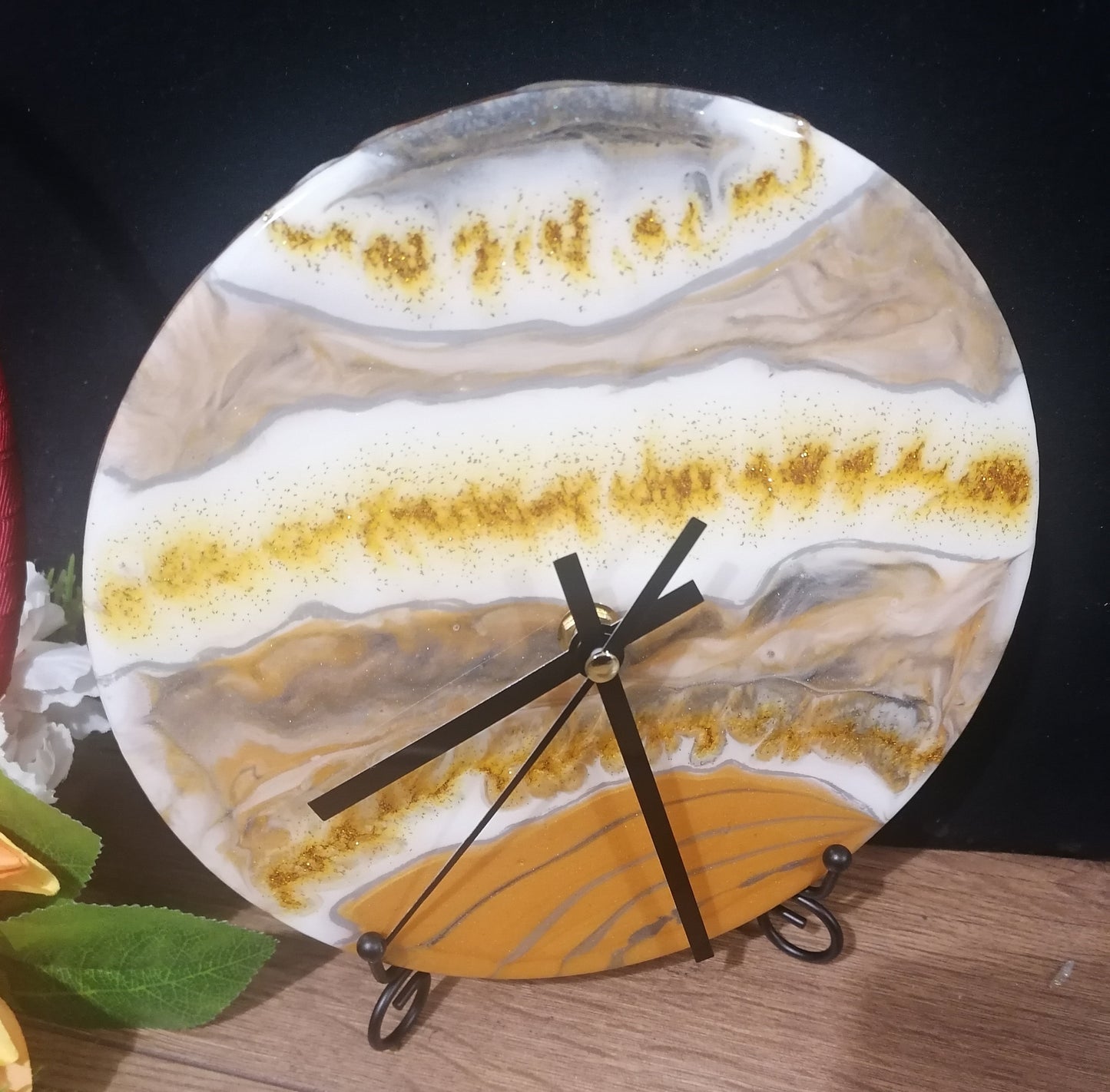 Acrylic Pour Clock