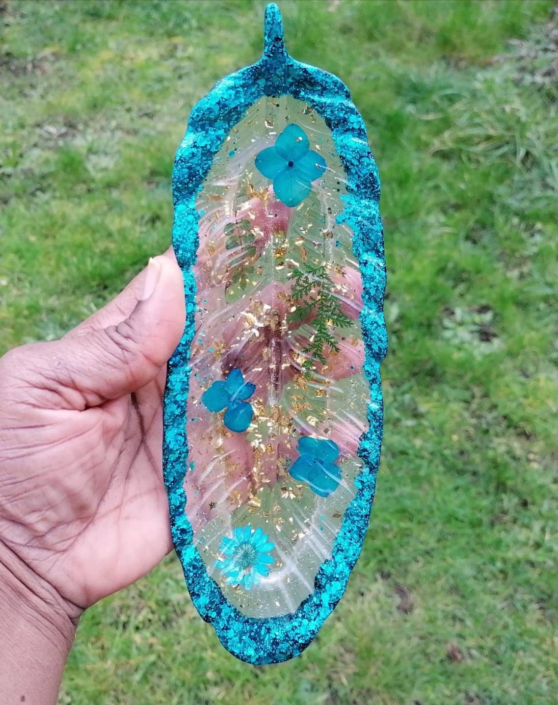 Reduce price - Turquoise Green Gold glitter and flower feather trinket tray - trinket dish - Reduce as spine broken