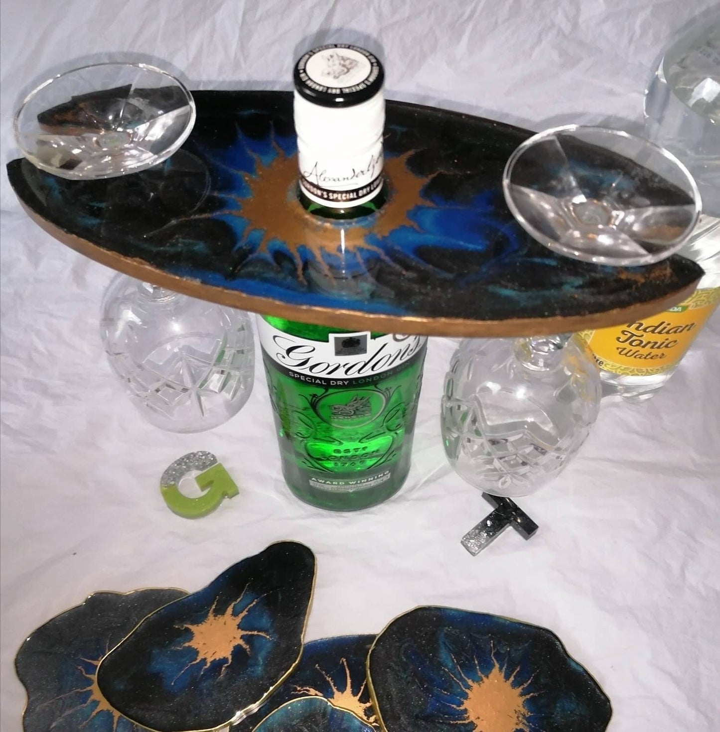 Wine Butler - Resin Bottle Carrier - Resin Wine Butler - Gin Butler