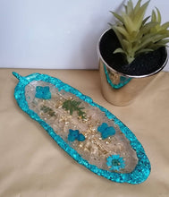 Load image into Gallery viewer, Reduce price - Turquoise Green Gold glitter and flower feather trinket tray - trinket dish - Reduce as spine broken
